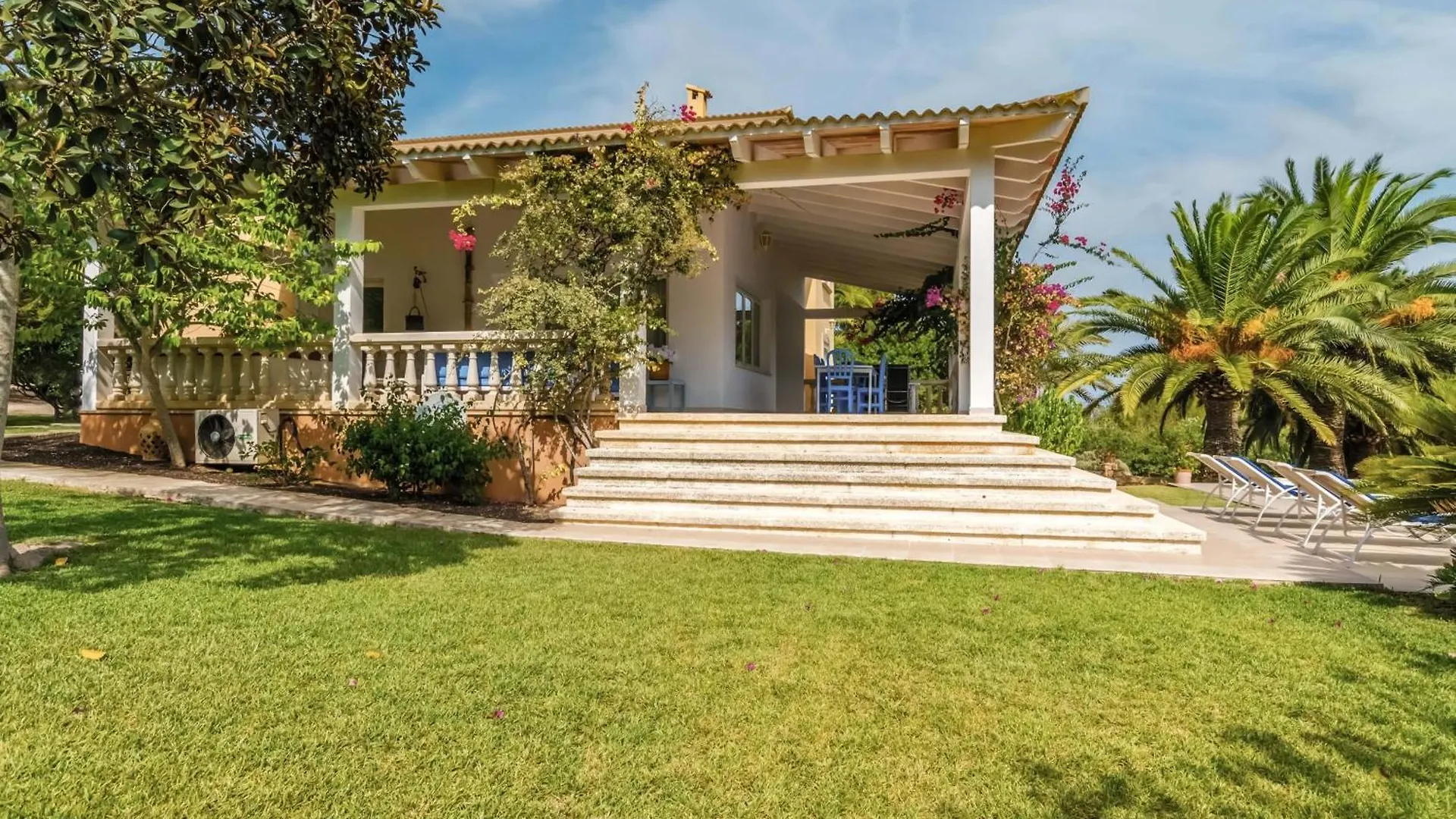Casa Bonita Villa Ses Salines  Spanien